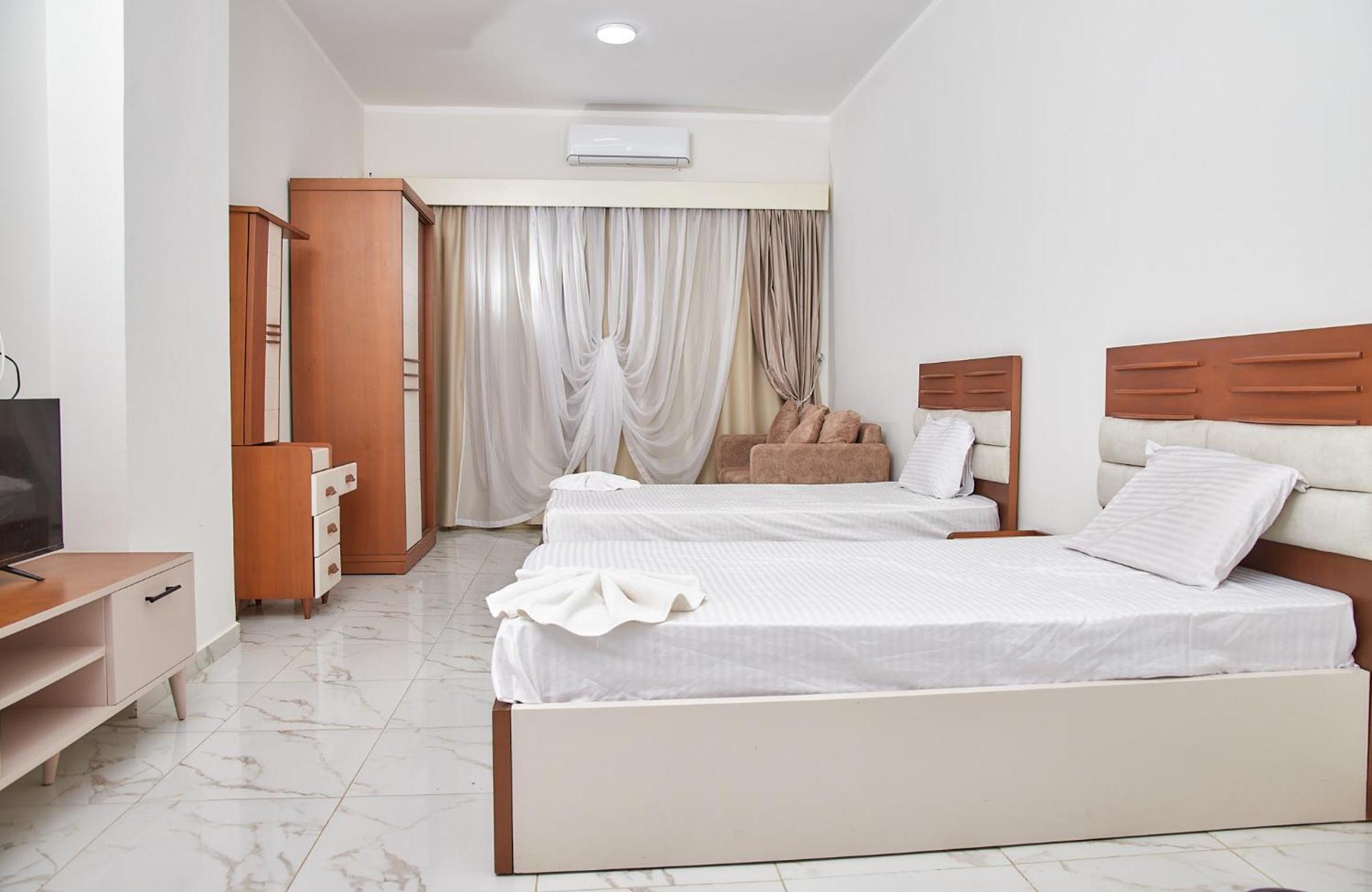 Juliana Suites By Vision Hurghada Bagian luar foto